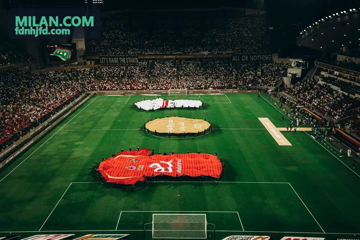 MILAN.COM 源自米兰的建筑光影与企业智慧主视觉